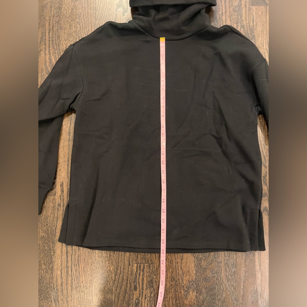 Banana Republic Black Turtleneck Sweatshirt - Picture 3 of 11